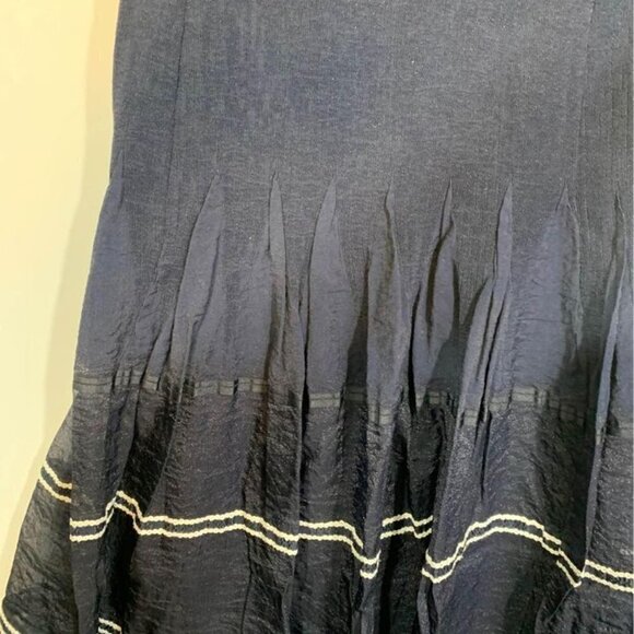 Spanner skirt/dress. Can be worn both way. Lined. Size small. Navy blue/white. - Picture 8 of 8